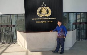 Hoverbike Kendaraan Patroli Polisi Masa Depan