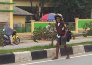 Kemiskinan Tak Membuatnya Harus Mengemis