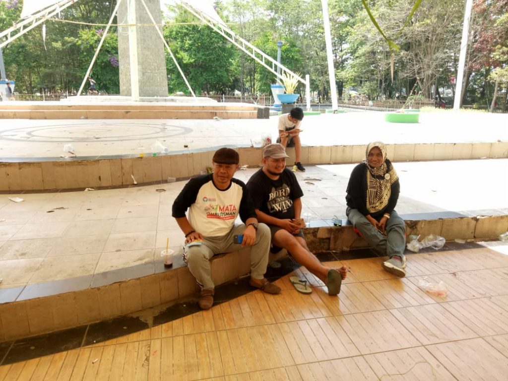 Resah Sampah Berhamburan Di Tamkot, Mastri Susilo Telpon Plt. Walikota Kendari