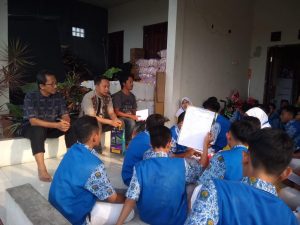 Materi Sosiologi Terapan, Hal Menarik Bagi Siswa Membaca Suatu Kondisi di Masyarakat