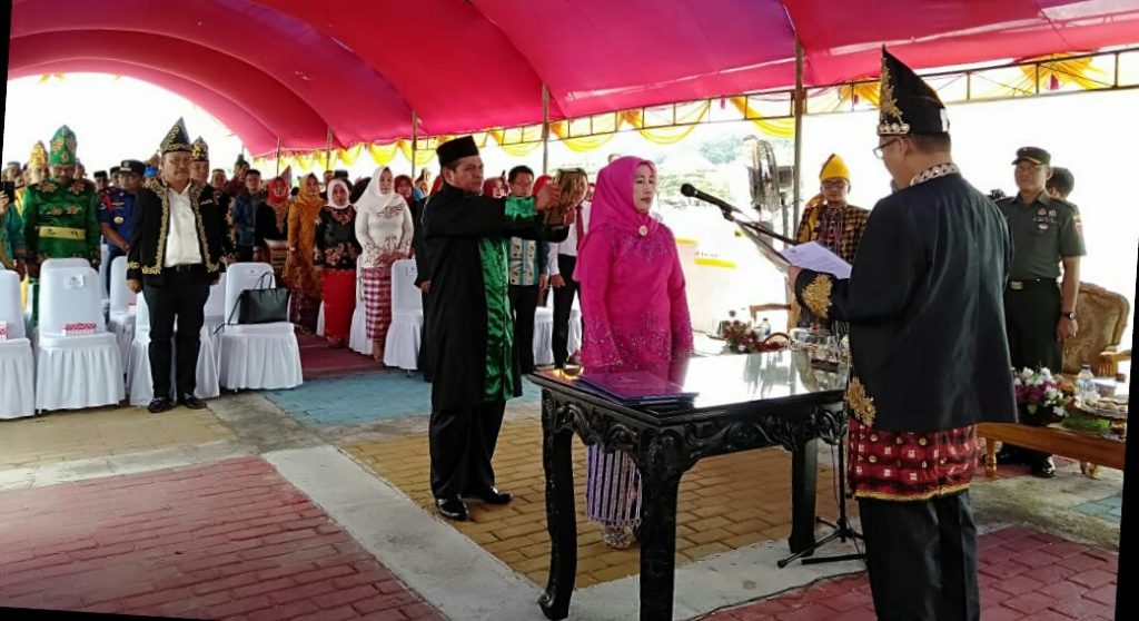 Sulkarnain Lantik Nahwa Umar Jabat Sekda Kota Kendari