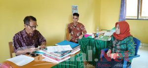 Tim Asesor Akreditasi, Periksa SDN 3 Motui