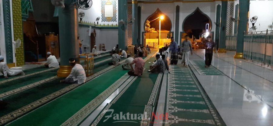 Jamaah Masjid Nurul Huda Peunyerat Kecewa Dengan Keuchik