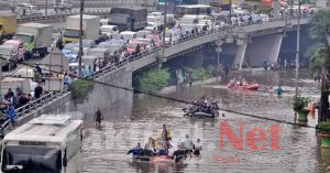 Pekerja Sosial vs Gerombolan Hoaks di Area Banjir