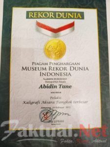Abidin Tane (83 tahun) Pakar Kaligrafi klasik Tiongkok asal Medan dengan sertifikat MURI Nasional dan Internasional