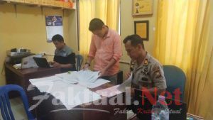 kapolsek Barombong cek langsung perkara yang ditangani demi meningkatkan pelayanan terhadap masyarakat