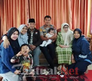 Kapolsek Tinggimoncong Gowa, Temui Ayah Angkatnya Selaku Tokoh Yang di Tuakan oleh Masyarakat Kecamatan Tinggimoncong dan Parigi
