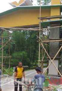 Kapolsek Tompobulu Gowa turun langsung bantu warga pembuatan Batas desa rappolemba dan Cikoro