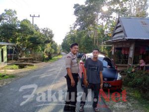Bhabinkantibmas Polsek Tompobulu Gowa, Laksanakan Sambang dan sapa warga yang di temuinya