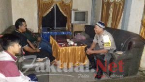 Bhabinkamtibmas Polsek Tompobulu Polres Gowa Dekatkan Diri Ke Warga Dengan Cara DDS