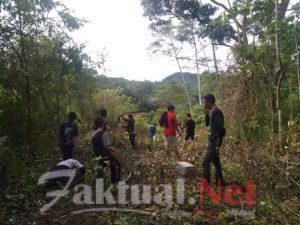 Kepala Desa Paranglompoa Swadaya Perintisan Jalan Tani Di Dusun Pa,bentengan