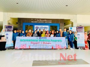 Implementasikan Kerjasama, FEB & FH Unitomo Gelar International Mobility Program di Malaysia dan Singapura