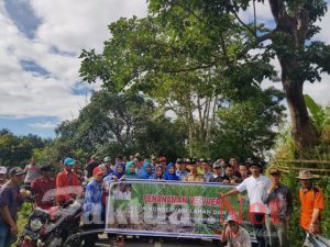 Pemerintah Desa Bontotangga Gowa Bersama Kadis Peternakan Dan Perkebunan Tanam Vetiver