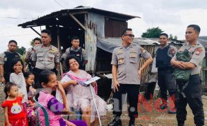 Temui warga Kapolres Dan Kasat Sabhara Beri Tali Asih