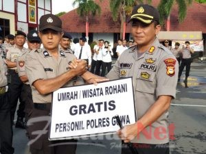 Akhir Masa Dinasnya, Kapolres Gowa Berangkatkan Personil laksanakan Ibadah Umroh Gratis