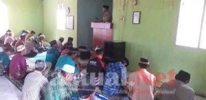 Safari Jum’at, Bhabinkamtibmas Polsek Bungaya Membawakan Ceramah Agama Dan Menghimbau Jamaah Untuk Senantiasa Menjaga Kerukunan