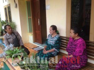 Temui Ibu-Ibu Di Wilayah Binaannya, Ini Yang Di Sampaikan Bhabinkamtibmas Manimbahoi Polres Gowa