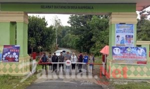 Pemdes Rappoala Pasang Portal Untuk Memutus Rantai Penyebaran Covid 19