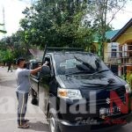 Satgas Covid-19 Desa Paranglompoa. Intens Melakukan Pemeriksaan Suhu Panas Bagi Warga Yang Melintas