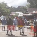 Satgas Covid-19 Desa Paladingan Aktiv Melakukan Pemeriksaan Suhu Panas Tubuh Bagi pengguna Jalan dan Warga Setempat