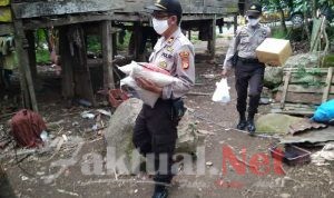 Wujud Kepedulian Di tengah Pandemi Covid-19, Kapolsek Tompobulu Polres Gowa Berbagi Tali Asih Ke Warga Kurang Mampu