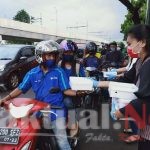 Kontribusi Untuk Negeri, Gerakan Cinta Indonesia Bagikan Takjil, Makanan Berbuka dan Masker