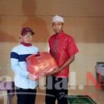 Komunitas Pecinta Seni Tompobulu Gowa Berbagi Paket Sembako