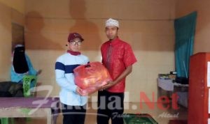 Komunitas Pecinta Seni Tompobulu Gowa Berbagi Paket Sembako