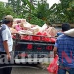 Pemerintah Kelurahan Labuan Gandeng TP PKK Kecamatan Bagi Sembako ke Masyarakat