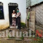 Secara Serentak Bhabinkamtibmas Polsek Tompobulu Polres Gowa Menyalurkan Sembako Kepada Warga Miskin di Wilayah Hukumnya
