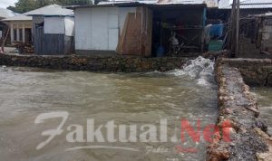 Setiap Hari Dihempas Gelombang, Warga Mangon, KepSul Butuh Tanggul Penahan Ombak