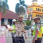 Wujud Kepedulian, Bhayangkari Cabang Gowa Bagikan Suplemen Ke Personil Sat Lantas