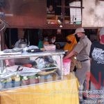 Pemilik Rumah Makan di Rawa Badak Utara Disosialisasikan Aturan PSBB