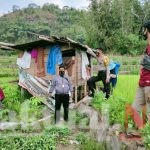 Nenek Paruh Baya Hidup Seorang Diri di Gubuknya Memantik Kepedulian Kapolsek Tinggimoncong