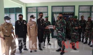 Kapolsek Bersama Anggotanya Serta Camat Tinggimoncong Beri Ucapan Selamat HUT TNI Ke 75