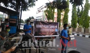 Peduli Covid-19, Komunitas Cerbut Berbagi Masker