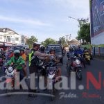 Hari ke Enam Operasi Zebra 2020, Sat Lantas Polres Gowa Bagikan Masker