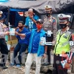 Hari Ke-9 Ops Zebra 2020, Sat Lantas Polres Sinjai Bagi Brosur