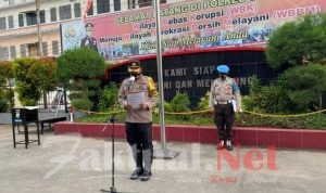 Pimpin Apel Pagi, Kabag Ops Polres Gowa Tekankan Soliditas dan Sinergitas dalam Bekerja