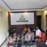 Personil Polsek Tinggimoncong Nonton Bareng Upacara Hari Pahlawan RI 2020