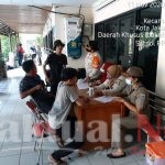 Satpol PP Kecamatan Koja Beri Sanksi Pada 16 Orang Tidak Bermasker