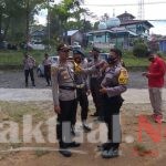 Kapolsek Tinggimoncong Polres Gowa Periksa Sikap Tampan dan Kelengkapan Surat Kendara Personilnya
