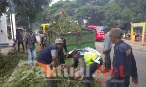Kanit Turjawali Sat Lantas Polres Gowa Urai Kemacetan