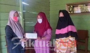 PPK Kolono Berikan Santunan Kepada Ketua PPS Desa Waworano