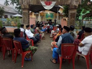 PEMERINTAH DESA BONTOLEMPANGAN BUKA BERSAMA DENGAN PARA STAF DAN TOKOH MASYARAKAT SEDESA BONTOLEMPANGAN