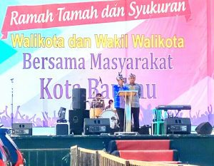 AS Tamrin Harapkan Warga Baubau Selalu Kompak dan Damai