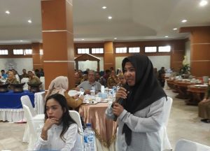 Wa Ode Deli Yusniati “Kabid Minerba ESDM Sultra Dijabat Guru Fisika”, Ali Mazi “Itu Sudah Tepat”
