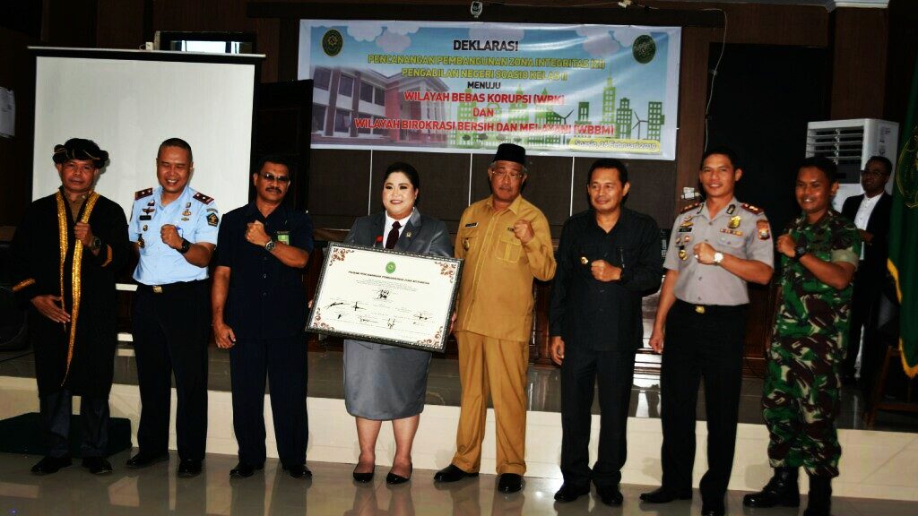 Menuju WBK dan WBBM,  PN Soasio Gelar Pencanangan Pembangunan Zona Integritas