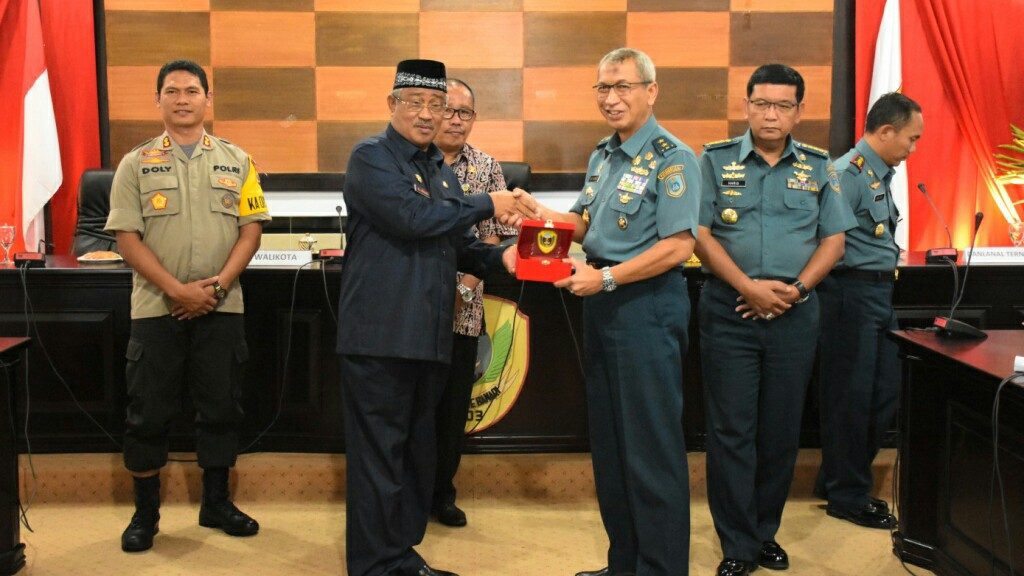 Laksamana Muda TNI AL Lakukan Kuker Di Tidore