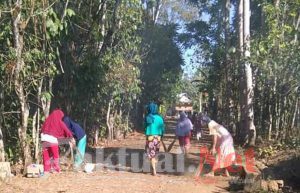 Kegiatan rutin pemdes Rappolemba Sabtu Bersih Di dusun Alla